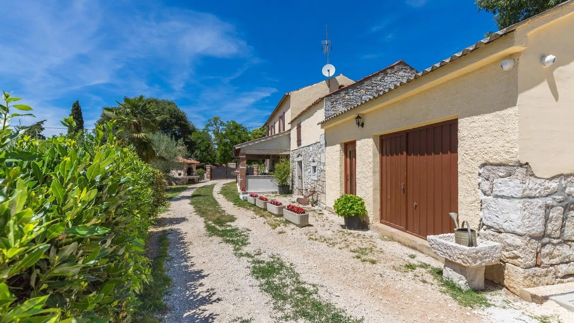 Holiday House Rita Poreč 0*,